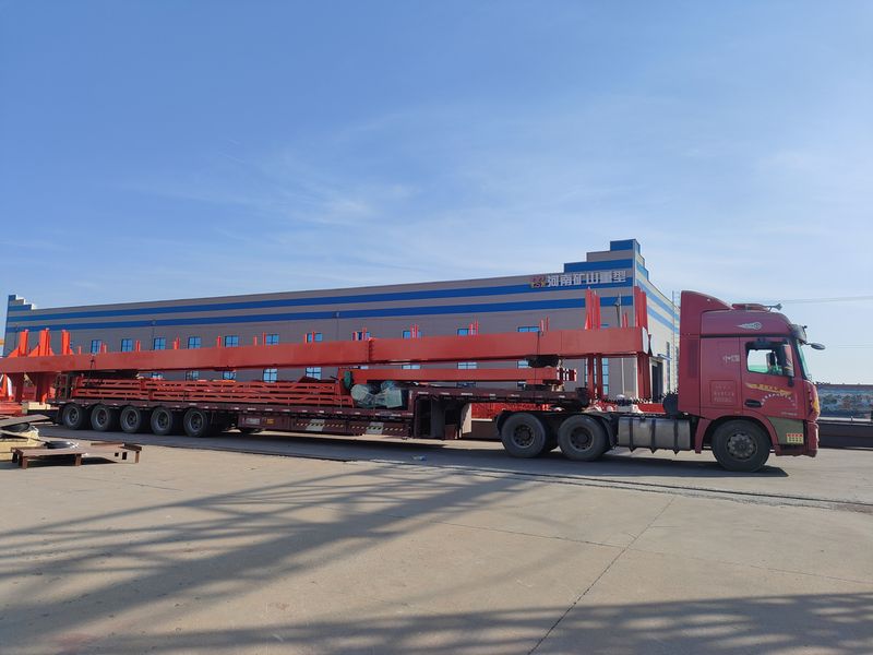 電動葫蘆門式起重機  2臺 MHxh10t—24m 制作完成，發(fā)往湖北交付客戶使用